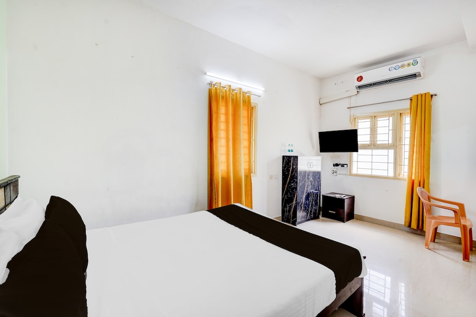 Hotel O Kelambakkam Bus Terminal Formerly Guna Residency, OMR Chennai, Chennai