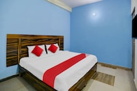 Hotel O Deva Guest House Near Johari Enclave Metro Station
