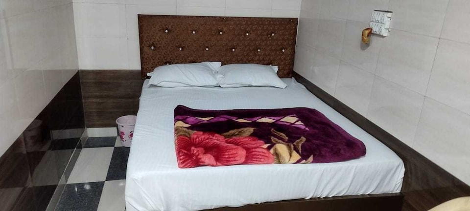 SPOT ON Hotel DE Ark, Meerut, Meerut