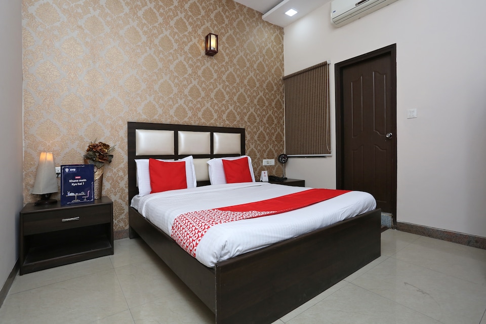 OYO 12479 Hotel city shine, Tatibandh Road, Raipur