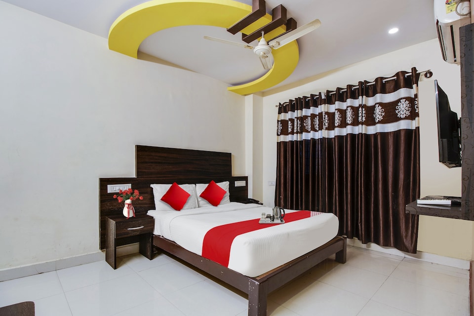 Hotel O Hmr Hotel Near Iskcon Temple Bangalore, Rajajinagar Bangalore, Bangalore
