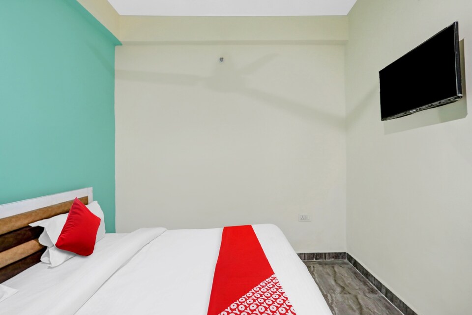 Live on NOD1662, Noida City, Noida