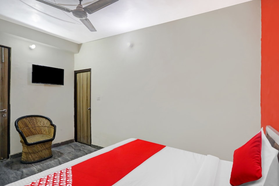 Live on NOD1662, Noida City, Noida