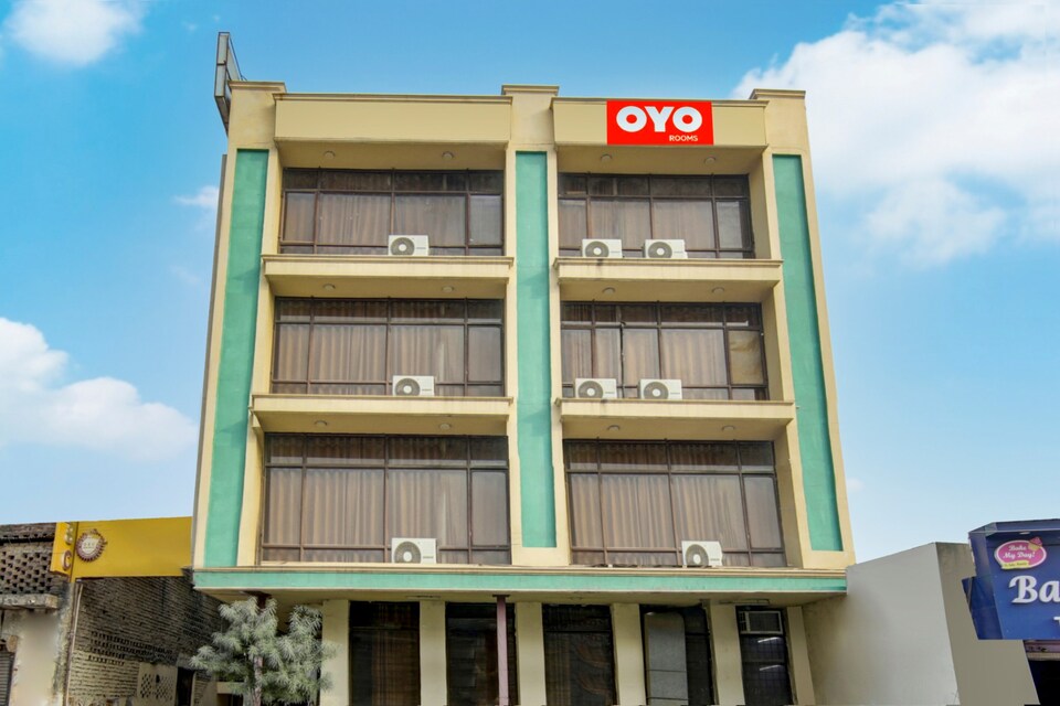 Live on DEL5148, Saket Delhi, Delhi