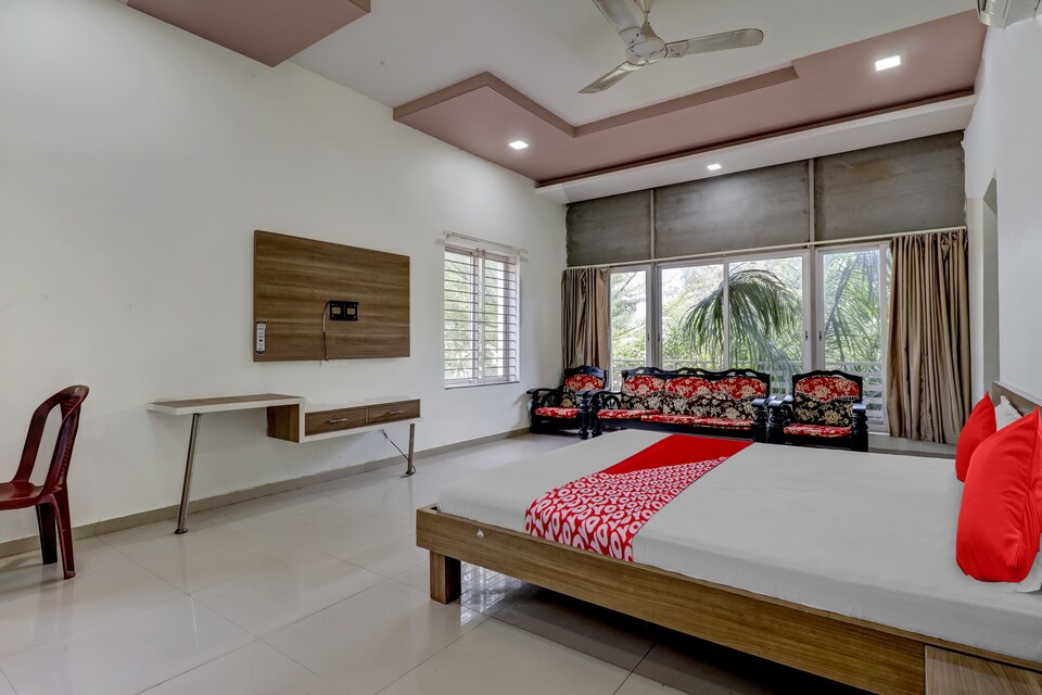 Hotel O Nandan Resort, Mudhol, Mudhol