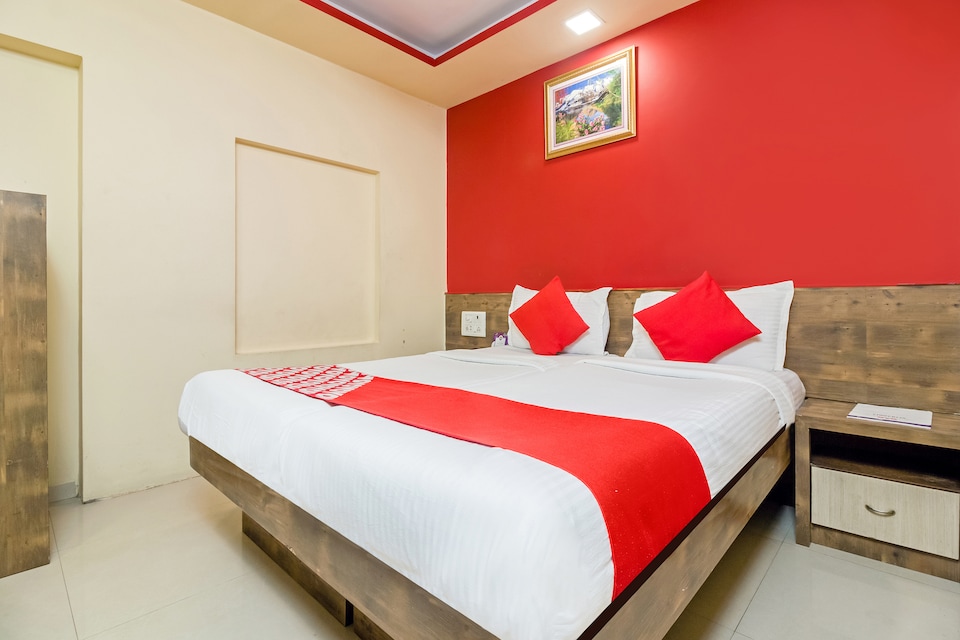 OYO 8760 Hotel Arma Residency, Mumbai International Airport, Mumbai