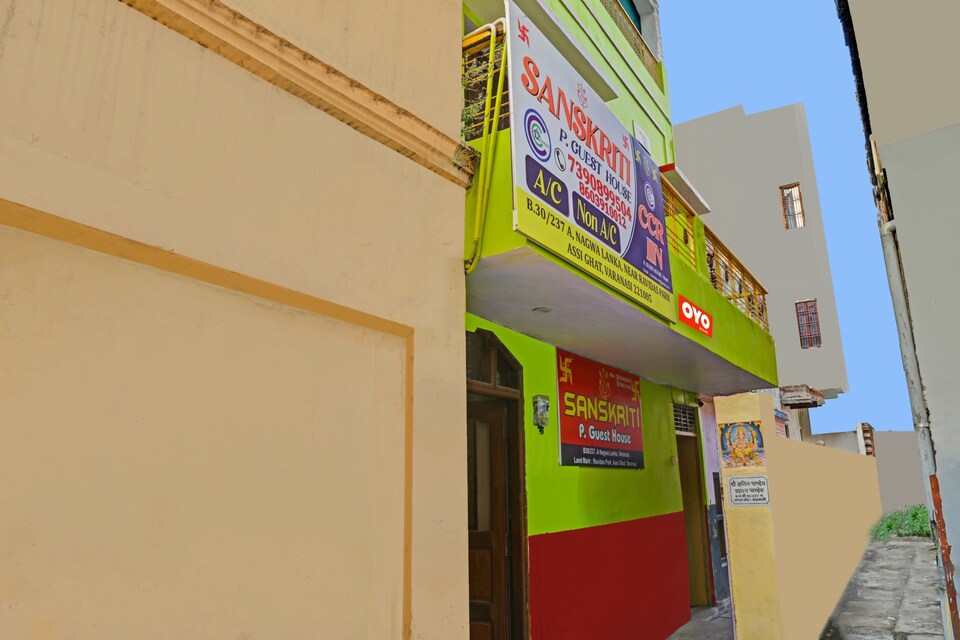 OYO Flagship Sanskriti P guest House, Lanka, Varanasi