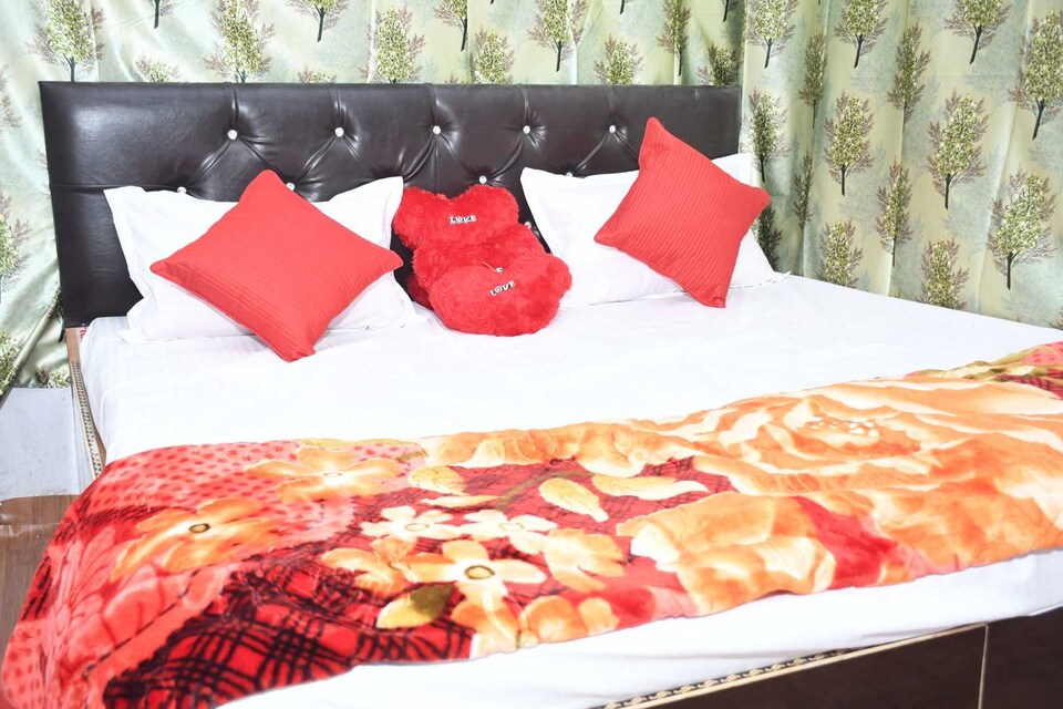 OYO Hotel Sunshine, Bulandshahr, Bulandshahr