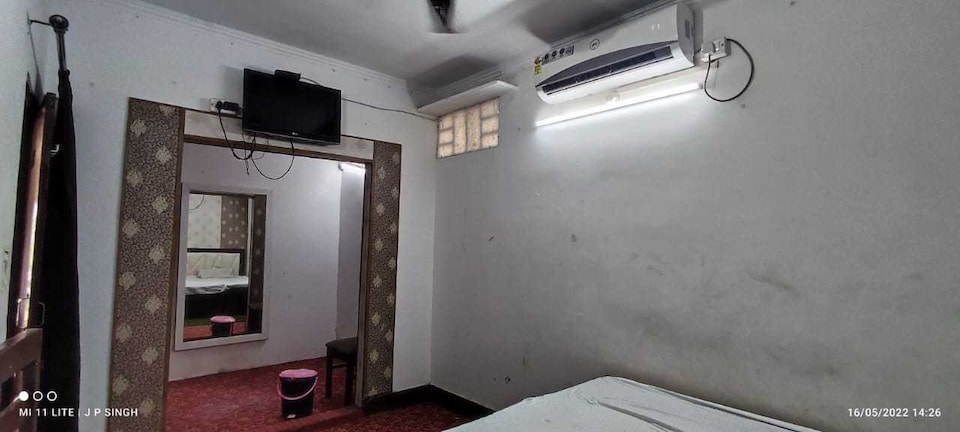 OYO 804970 Hotel Surya Guest House, Chandpur, Chandpur