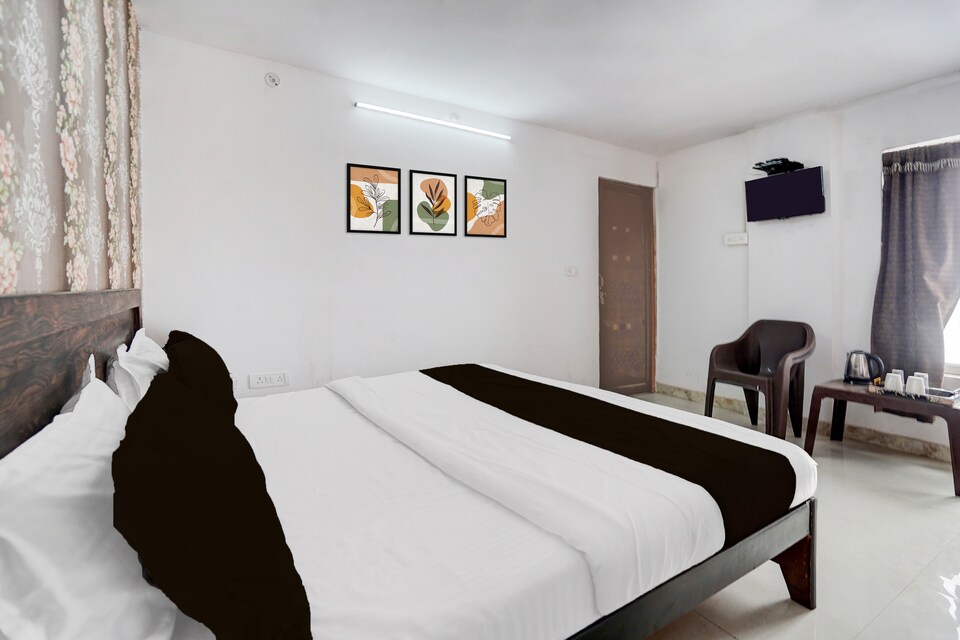 Hotel O Bhudheshwar Near Hamilton Academy, Alambagh Lucknow, Lucknow