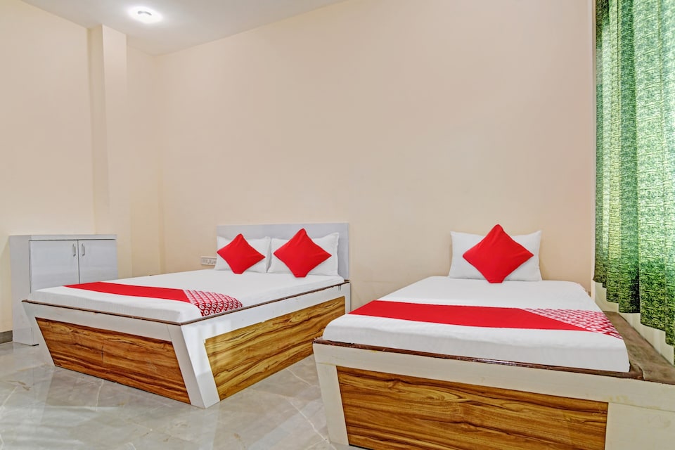 OYO Hotel Paradise BLU, Rajender Nagar, Indore