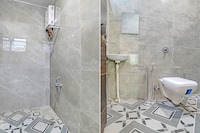 Hotel O Paradise BLU