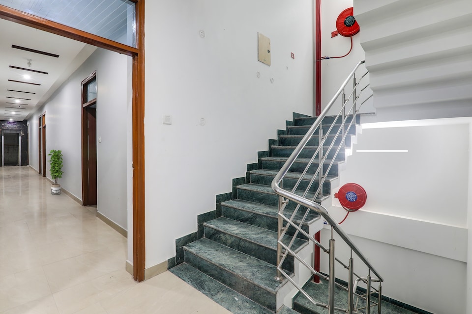 Hotel O SS Inn, Gomti Nagar Lucknow, Lucknow