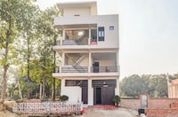 Hotel O Shubhi palace