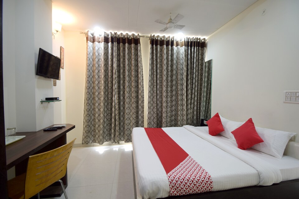 POP 80510G Hotel Royal Inn, Vaishali Nagar Jaipur, Jaipur