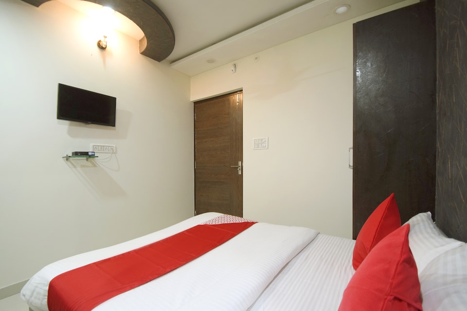 POP 80510G Hotel Royal Inn, Vaishali Nagar Jaipur, Jaipur