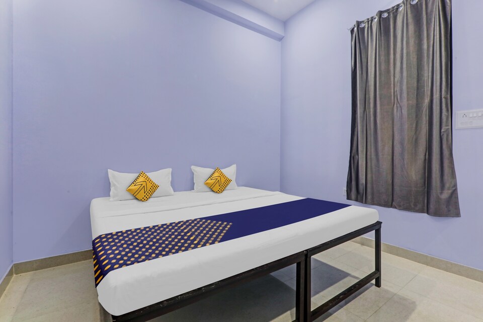 SPOT ON Hotel Atithi Residency, Mau, Mau