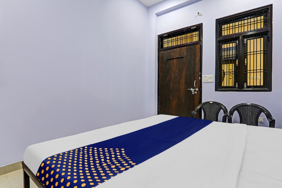 SPOT ON Hotel Atithi Residency, Mau, Mau