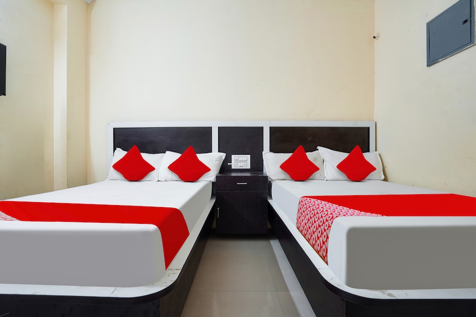 Hotel O Garuda Inn, MG Road Vijayawada, Vijayawada