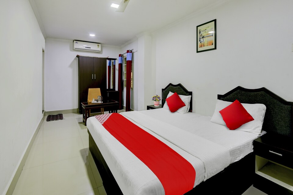 Flagship Anchor House, Flagship Kochi, Book ₹2596 OYO