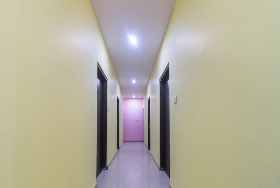 Hotel O Shivam Palace,, Jaipur Airport, Jaipur