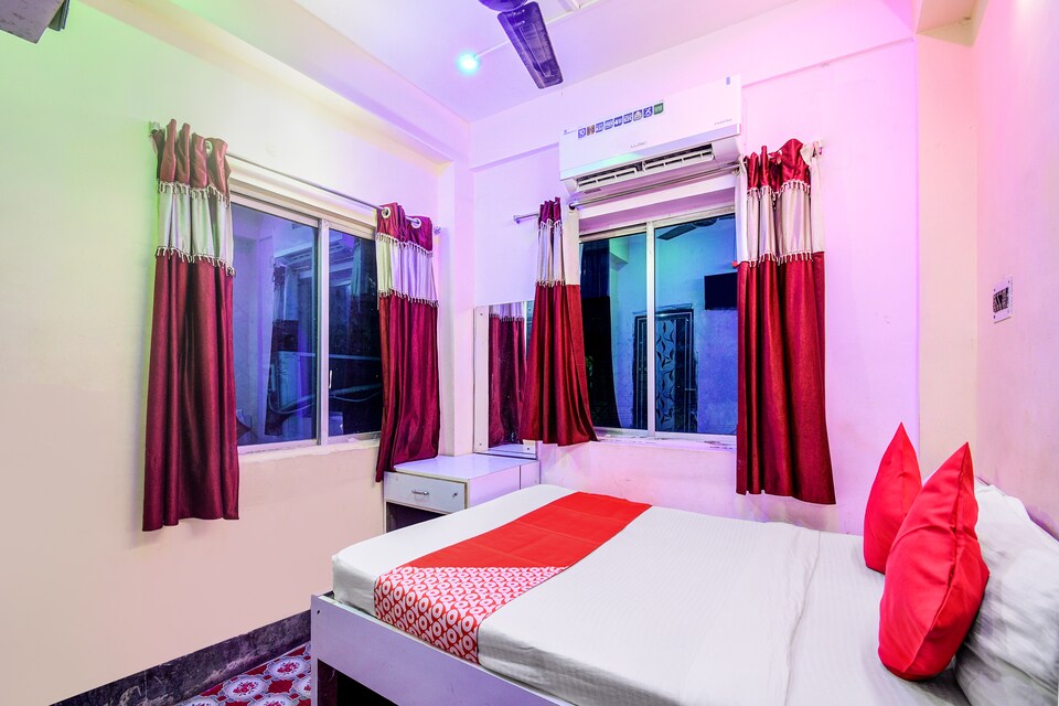 OYO Flagship Suleman Palace Guest House, Esplanade Kolkata, Kolkata