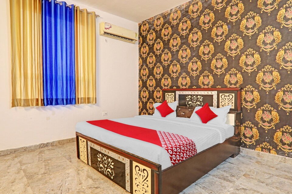 Flagship R D Palace, Mahanagar Lucknow, Lucknow