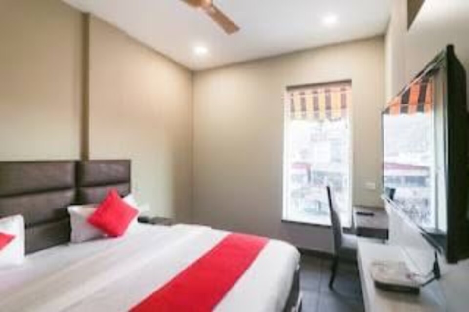 POP 80521F Hotel & Hostel Vimal Ganga, Tapovan Rishikesh, Rishikesh