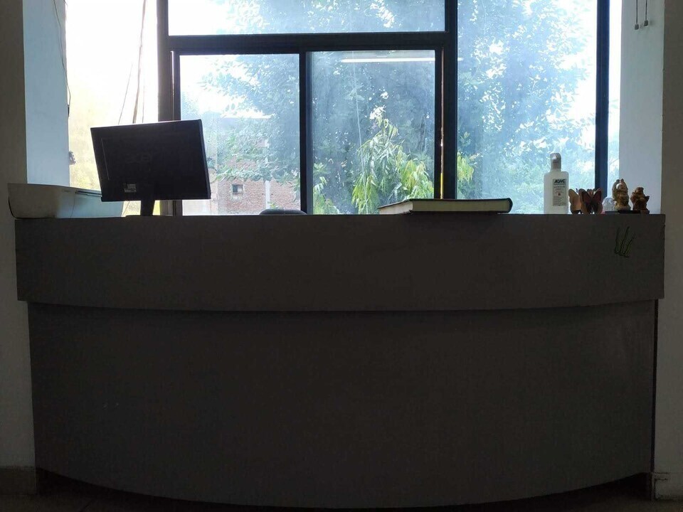 OYO Hotel Isha East Near ISKCON Temple Noida, Noida City, Noida