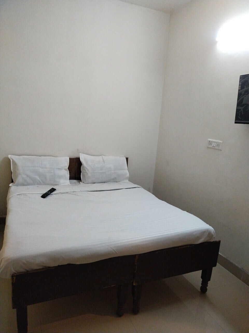 OYO Hotel Isha East Near ISKCON Temple Noida, Noida City, Noida