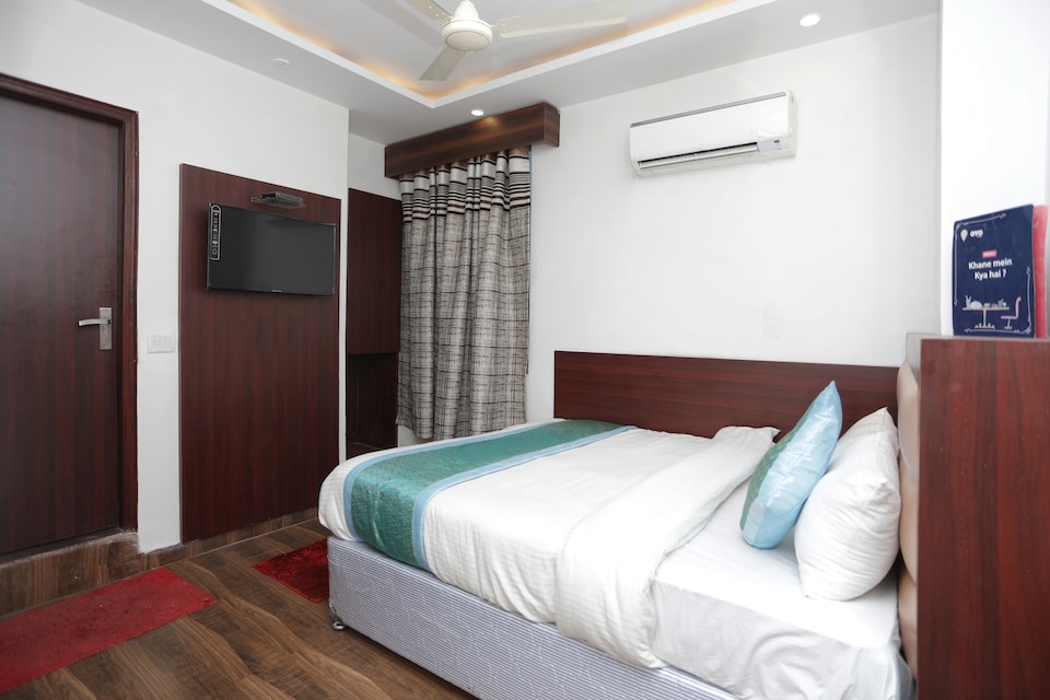 OYO 12503 Hotel Corner Point, Paharganj Delhi, Delhi
