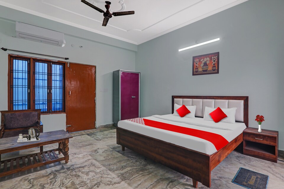 live on LCK2330, Gomti Nagar Lucknow, Lucknow