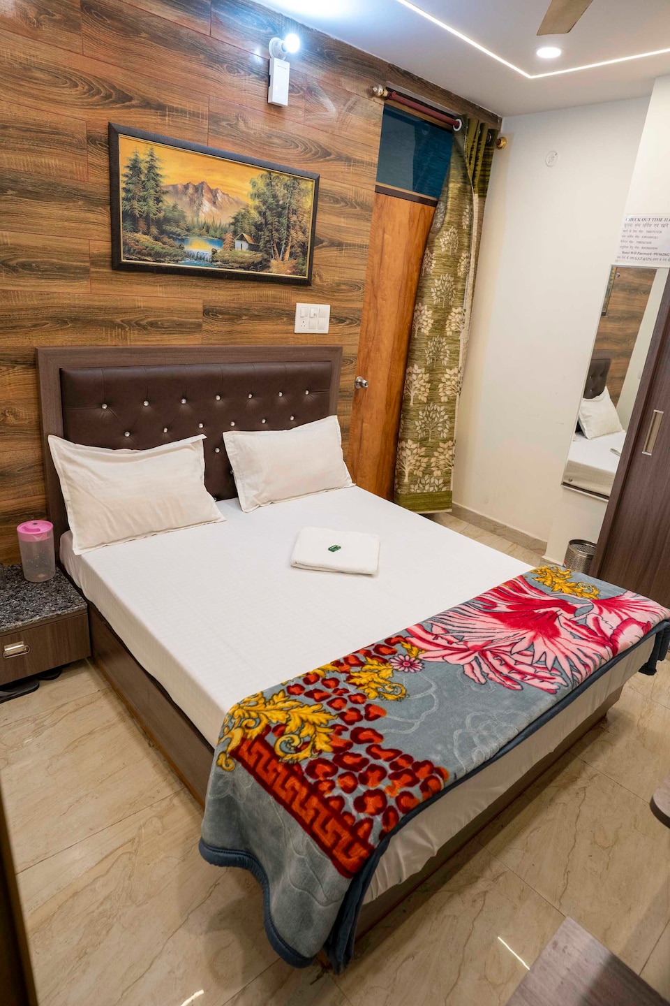 OYO Hotel Budget Inn Near Gomti Riverfront Park, Gomti Nagar Lucknow, Lucknow