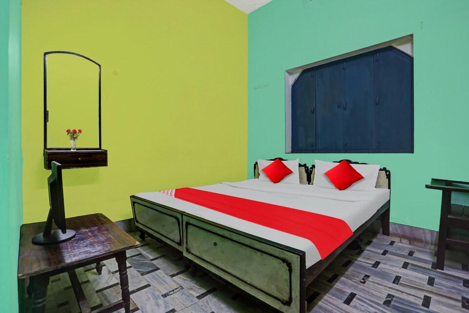 Flagship Hotel Elvis Guest House, Sigra, Varanasi