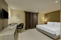 Sunday Hotel Vadodara