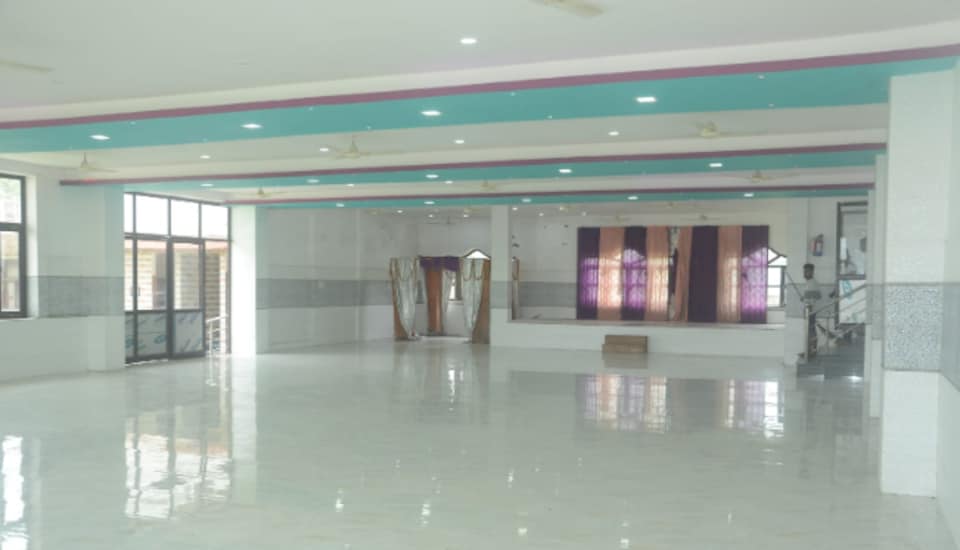 OYO Hotel Yatharth Greens Family Resort, Barra Kanpur, Kanpur