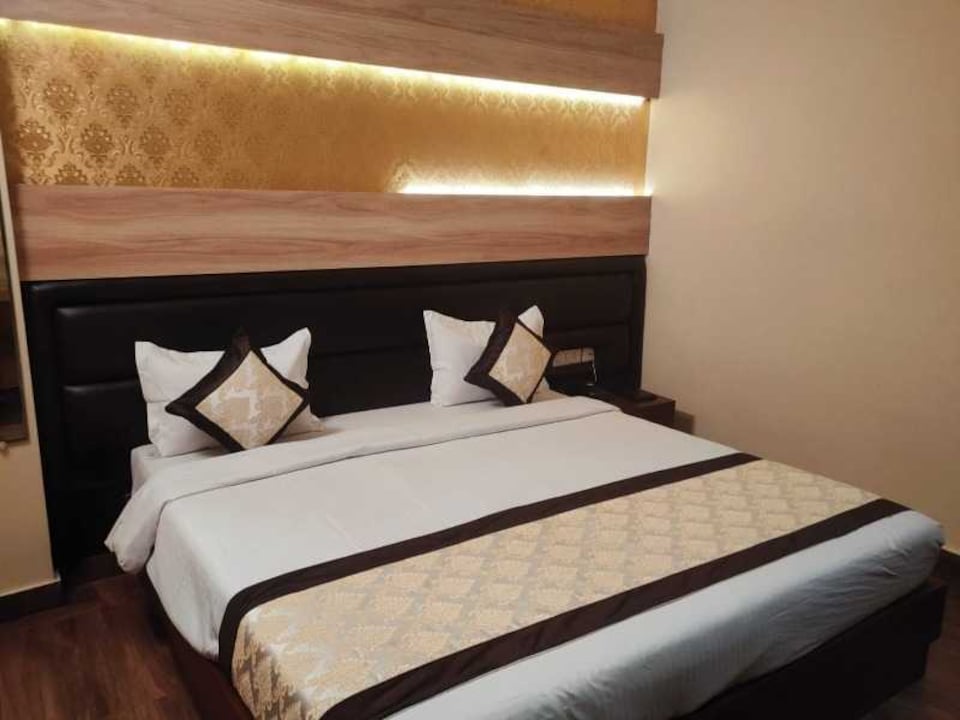 Collection O Shiv Shakti Resort, Raebareily city, Raebareily