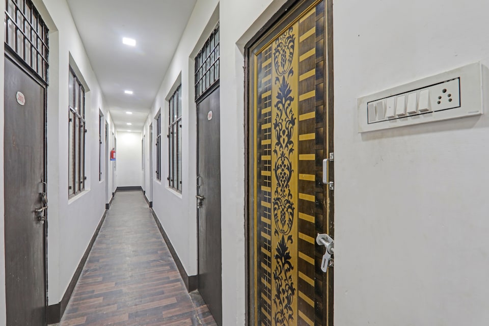 Super Hotel O New Pacifica Grand , Alambagh Lucknow, Lucknow