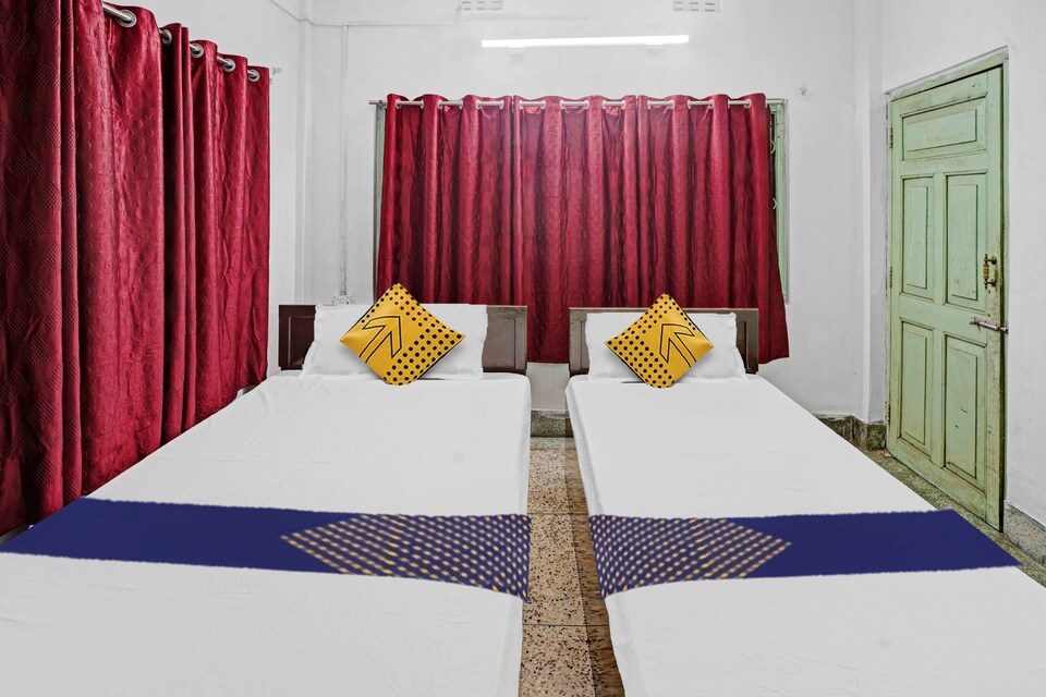 SPOT ON Bagdogra Home Stay, Bagdogra Airport Siliguri, Siliguri