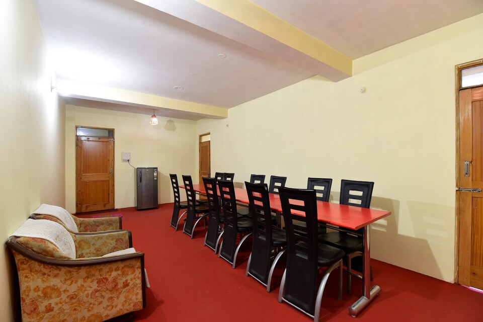 POP HOME 80554G Manali Villa, Mall Road Manali Cluster, मनाली