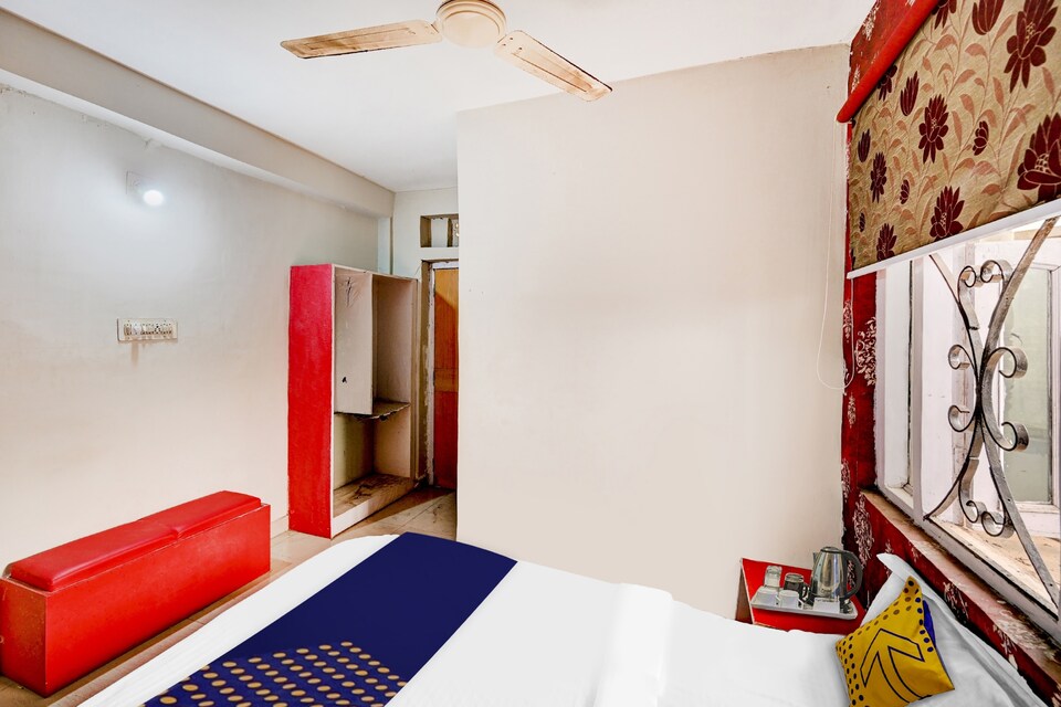 SPOT ON Sayhallo Atithi Classic, Railway Station Bhubneshwar, Bhubaneswar