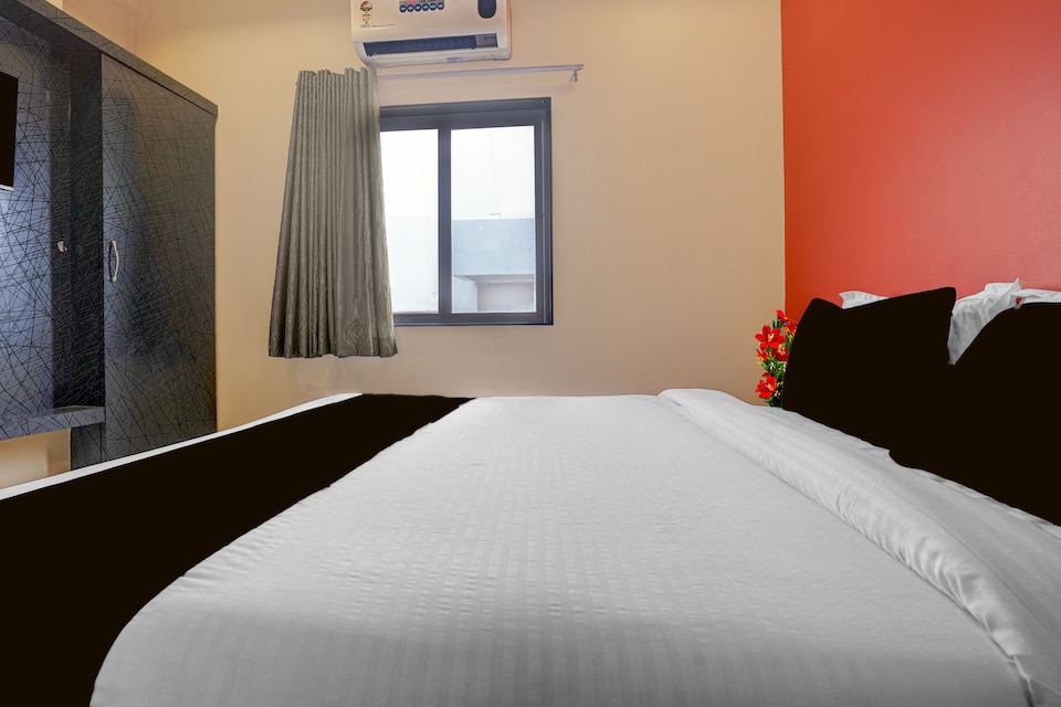 Hotel O Saibaba Temple Shirdi Formerly Sai Shangrila Residency, Shirdi, Shirdi