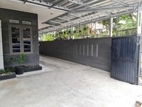 EXPRESS O 92035 Rumah Singgah 8b Syariah