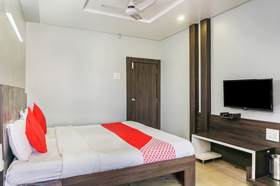 OYO 12522 Hotel Panchganga, Kolhapur, Kolhapur