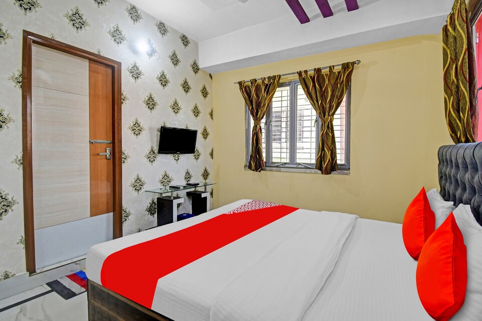 OYO Flagship Nirwana Gust House Newtown, Flagship Kolkata, Book ₹715