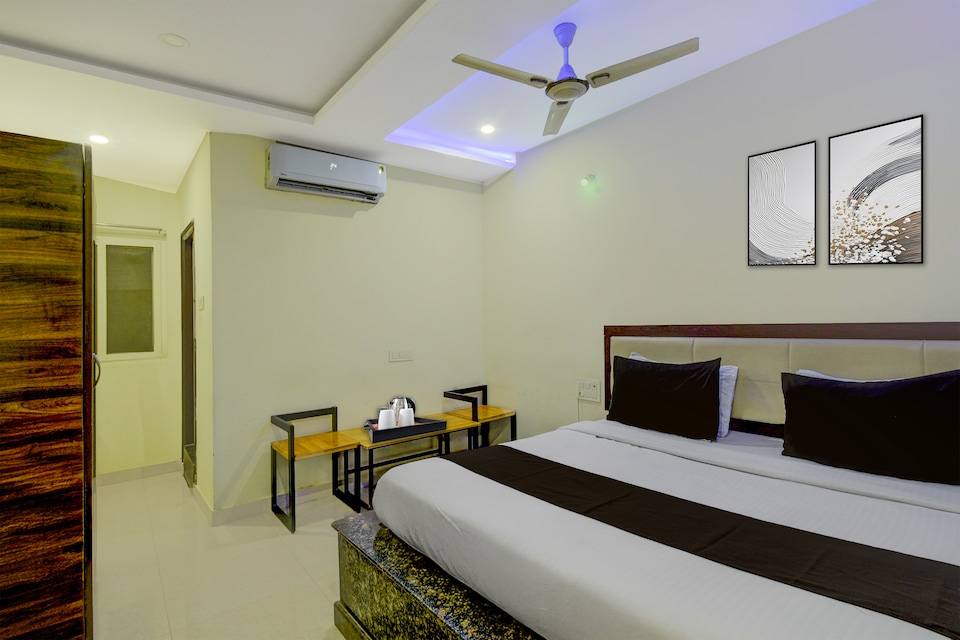 Collection O Bongloor X Road Formerly Sharan Inn, LB Nagar-Ramoji, Hyderabad