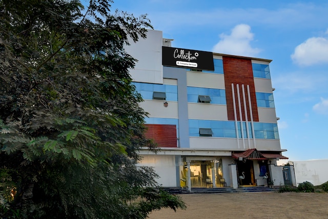 Super Collection O Bongloor X Road Formerly Sharan Inn