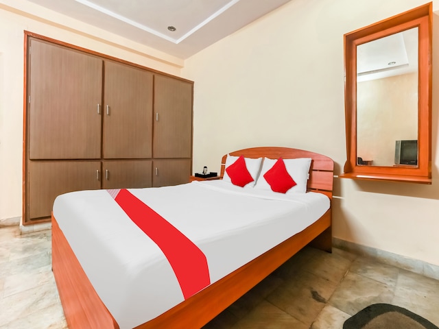 Hotel O Flagship The Central Guest House