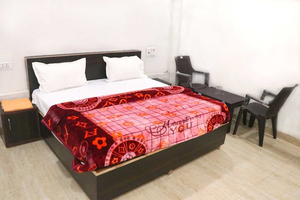 OYO New Mayur Hotel, Aligarh, Aligarh