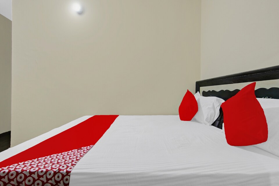 OYO Flagship A K Galaxy Room's , Dwarka Delhi, Delhi